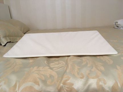 Подушка для новорожденного