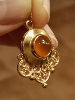 Золотая подвеска