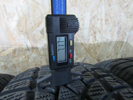 Зимние шины бу dunlop SP winter sport 3D 205/50