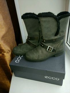 Продам зимние сапоги Ecco для девочки