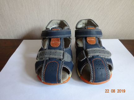 Босоножки для мальчичка 24 размер