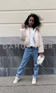 Куртка новая женская бежевая укороченная