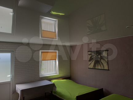 Комната 10 м² в 8-к., 1/1 эт.