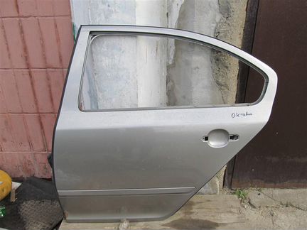 Дверь задняя левая Skoda Octavia (A5 1Z) 2004-2