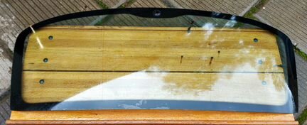 Стекло багажной двери Audi Q3 оригинал