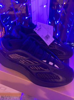 Yeezy Boost 700 V3 Brown Clay