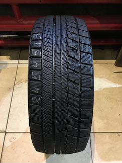 Шина Бриджстоун 245/45R19 blizzak VRX