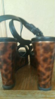 Босоножки кожа