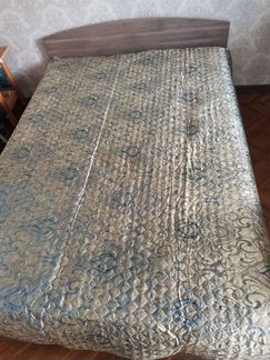 Кровать двухспальная IKEA 160 х 200