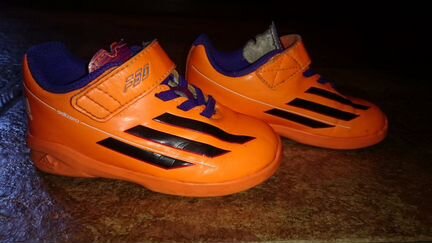 Кроссовки adidas 22 размер