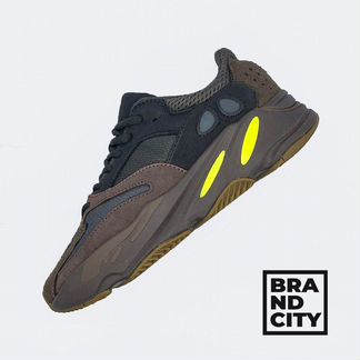 Adidas Yeezy Boost 700 Mauve