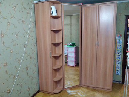 Комплект мебели(кровать и угловой шкаф)