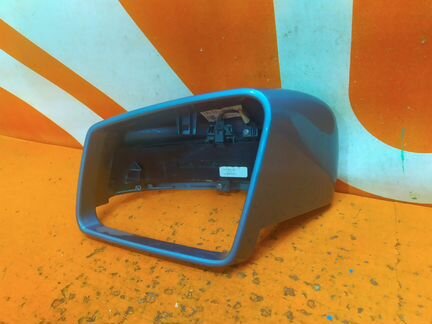Крышка зеркала левая Mercedes Gla-Class X156
