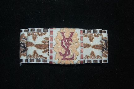Заколка-автомат для волос Yves Saint Laurent