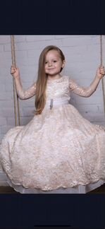 Нарядное платье