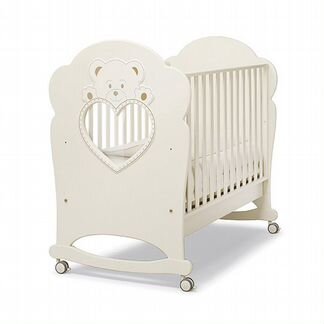 Продаю детскую кроватку