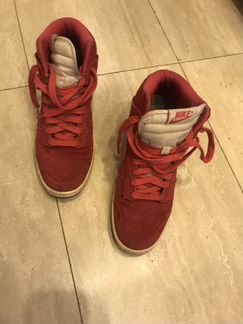 Кроссовки Nike