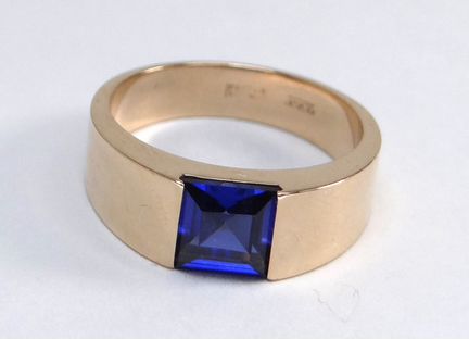 Золотое кольцо 585 пробы