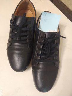 Туфли на шнурках низкие