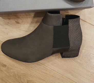 Новые ботильоны lola cruz