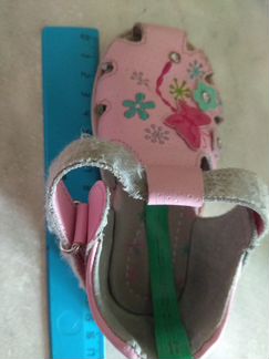 Туфли и сандалии для девочки 21 и 22 р-р