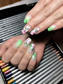 Маникюр, педикюр, Shellac. Дизайн ногтей