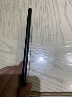 iPhone 7 32gb и AirPods 1