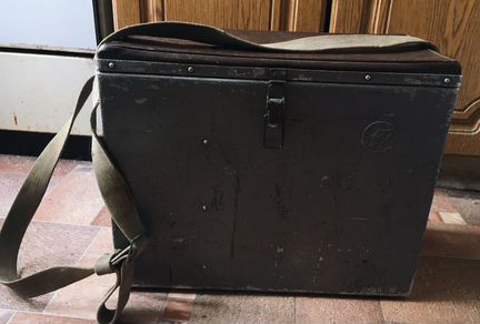 Рыболовный ящик/ снасти, складной стул для рыбалки