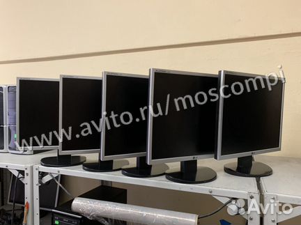30 Мониторов LG 19 дюймов 5*4