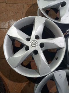 Диски бу оригинал R16 LU на Nissan