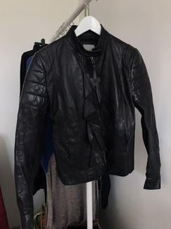 Кожаная куртка Pinko с жабо 44 размер