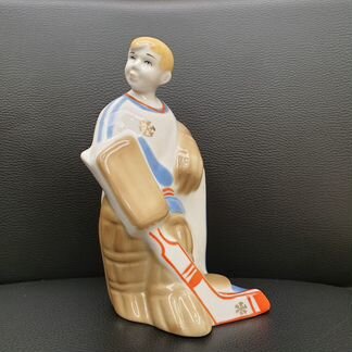 Статуэтка-«Хоккеист-вратарь»зхк люкс