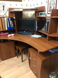 Компьютерный стол