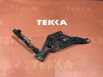 Петля капота левая бмв Х5 Е70