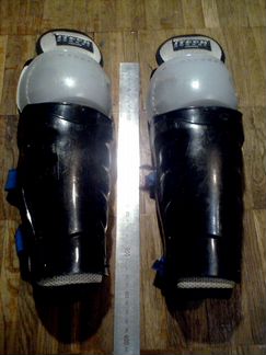 Хоккейные наколенники детские