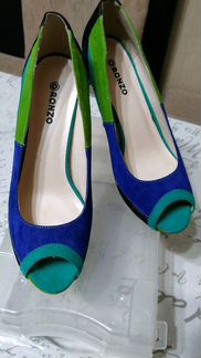 Красивые туфли, р 39