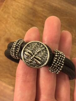 Новый кожаный браслет со сменными панелями