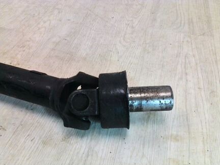 Карданный вал передний Mitsubishi L200 2005- KB4T