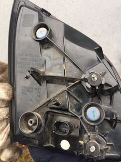 Задний правый внутренний фонарь Porsche Cayenne958