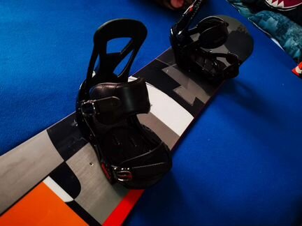 Сноуборд Burton clash 151+крепы Burton Freestyle