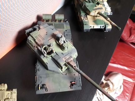 Сборные модели(tamiya-6шт.звезда-8шт.)