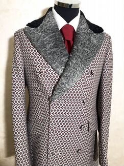 Редчайшее подиумное пальто Prada. Размер 48.Воротн