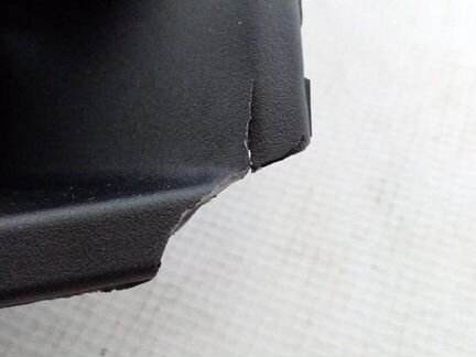 Решетка радиатора Mitsubishi Pajero 4