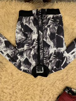 Бомбер Bershka