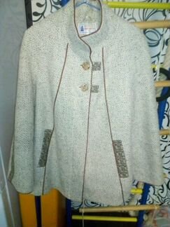 Пальто демисезонно трапеция,от 46-50размер