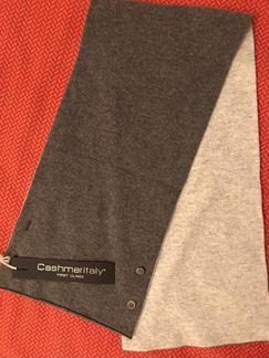 Итальянский кашемировый шарф на пуговицах