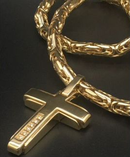 Золотая цепь с крестом