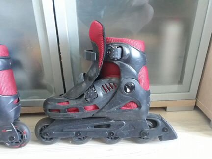 Роликовые коньки