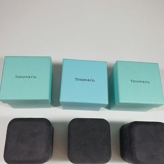 Коробка Tiffany для кольца и кулона