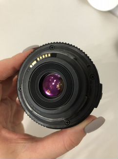 Зеркальный фотоаппарат Canon EOS 400D + объектив 1